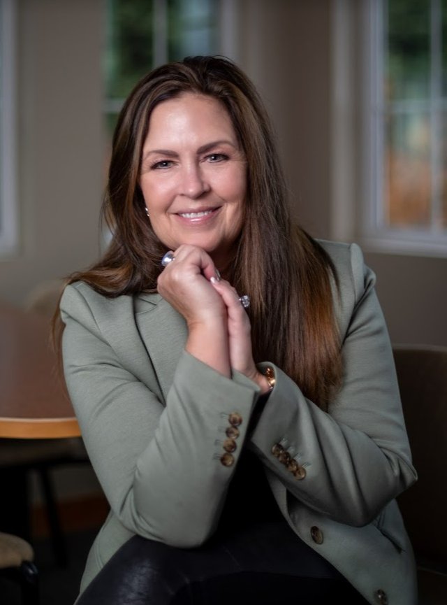 Gretchen Allen-RE/MAX On The Lake