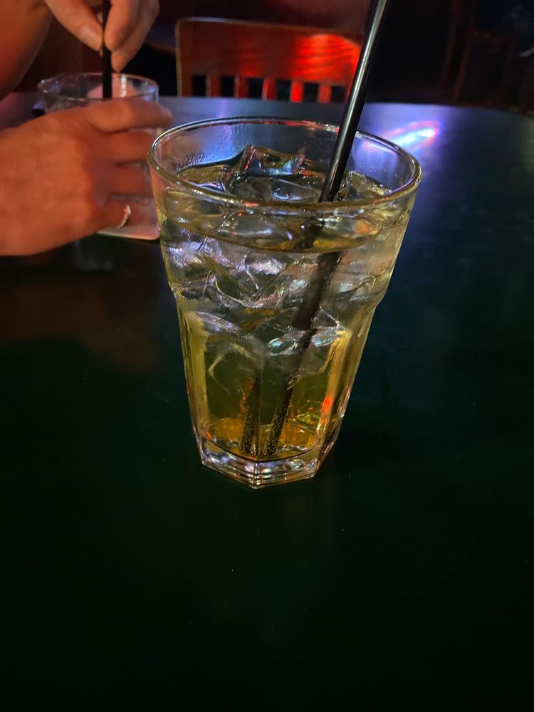 Sidelines Sports Bar & Billiards