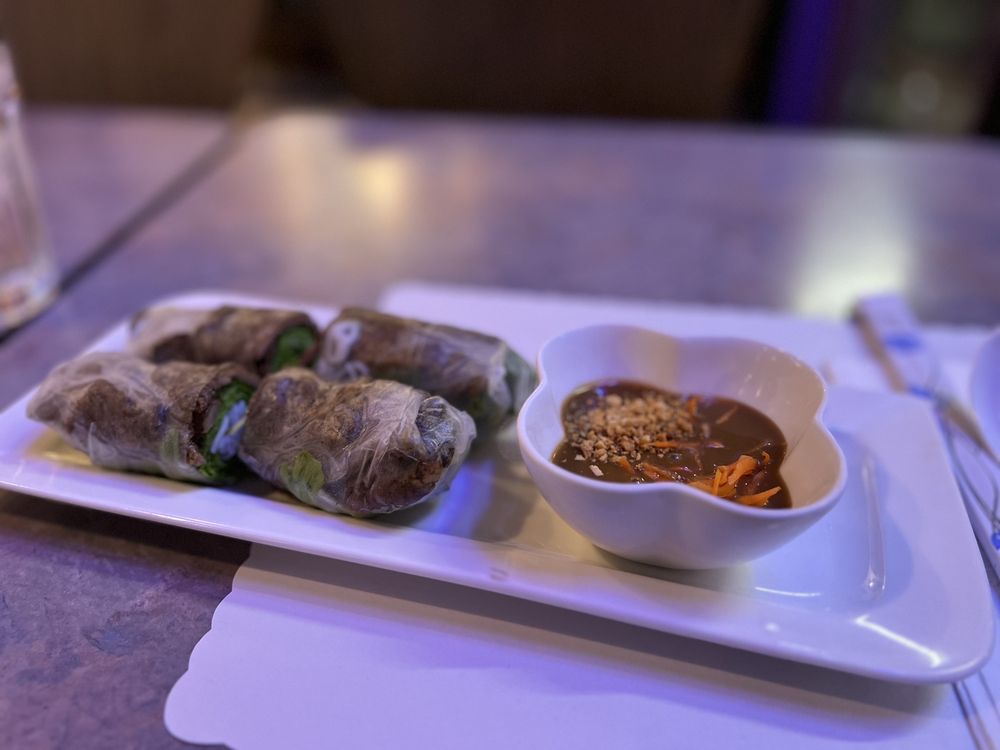 Á Dông Pho & Coffee Á Dông Pho & Coffee