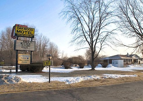 Oakwood Lodge Motel Hotels 8810 S 27th St Oak Creek Wi Phone Oakwood Lodge Motel Hotels 8810 S 27th St Oak Creek Wi Phone Number Yelp