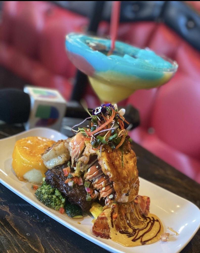 La Cantina Heights