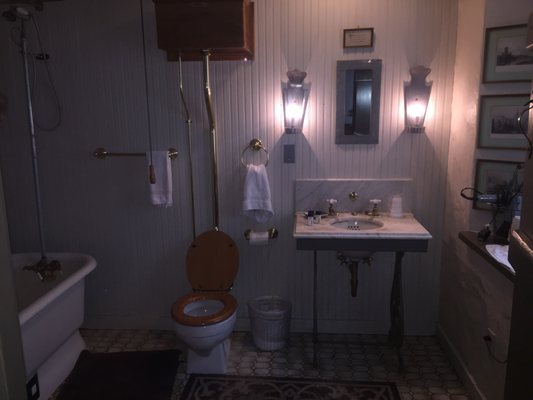 The Inn At Weston Landing 526 Welt St Mo Hotels Motels Hotels Nearby