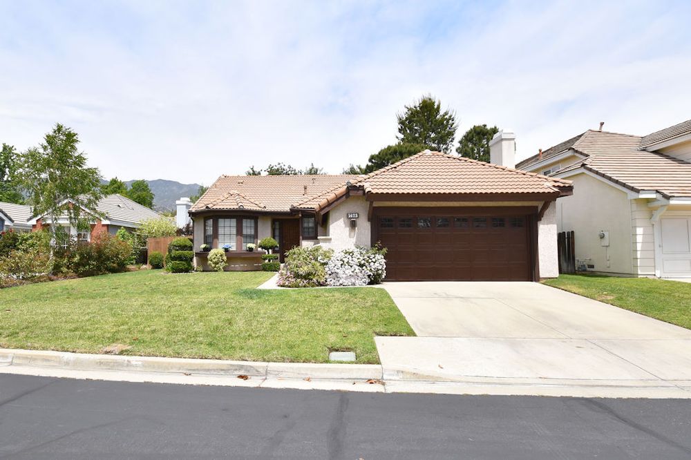 Pamela Bergman Swartz Coldwell Banker Blackstone Realty Gift