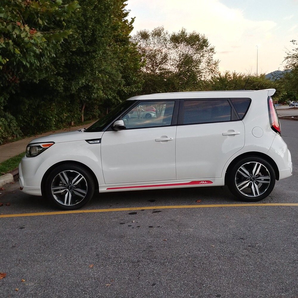 Paramount Kia Asheville