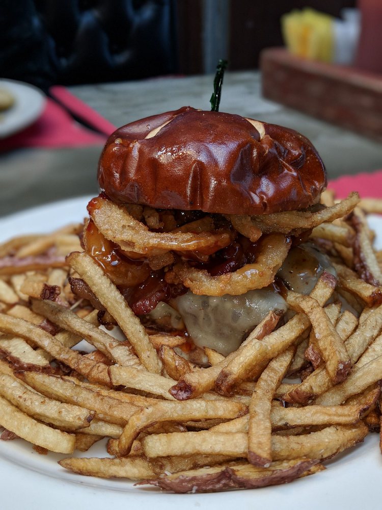 The Mad Apple Burger & Billiard Order Food Online 36 Photos & 43