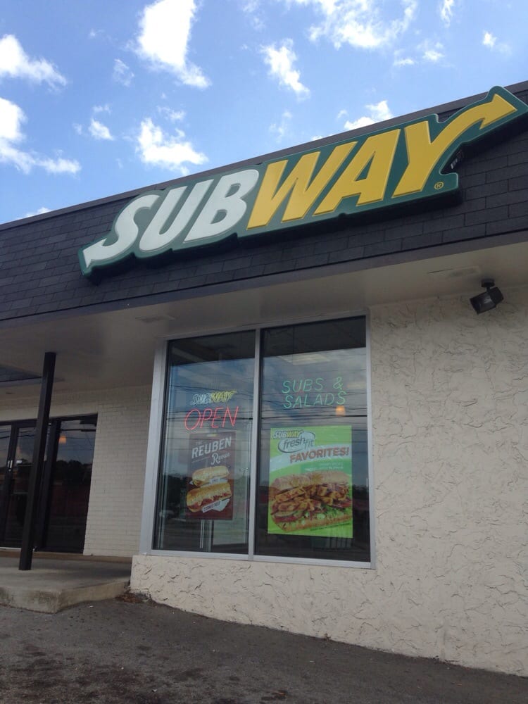 Subway Sandwiches 2206 E 23rd St, Chattanooga, TN Restaurant