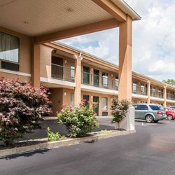Quality Inn 25 Photos Hotels 1645 Pickwick St Savannah Tn Photo Of Quality Inn Savannah Tn United States