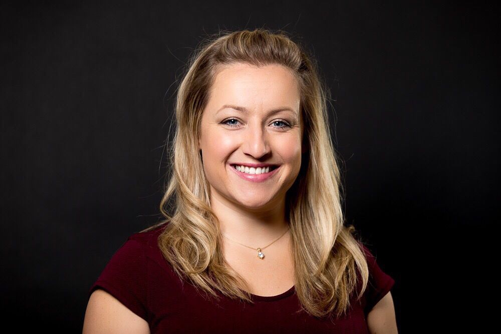 Lindsey Hoefs-Emerald Home Team