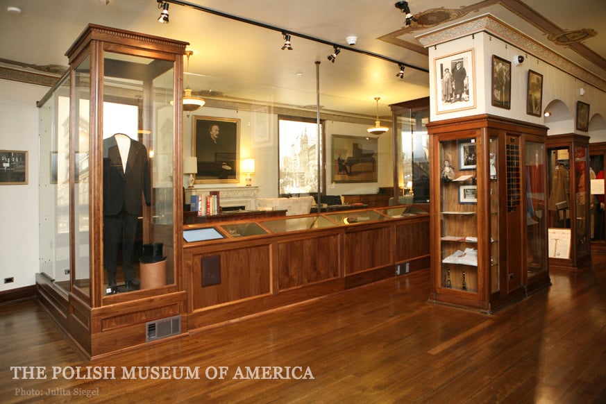 Polish Museum of America 25 Photos & 14 Reviews Museums 984 N