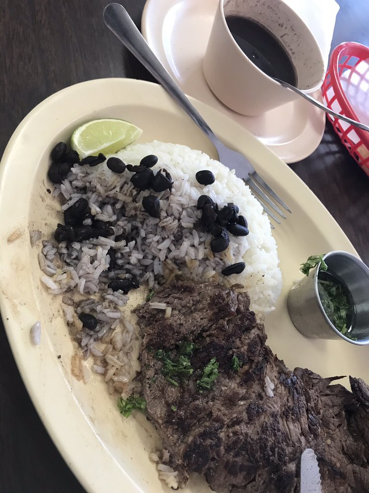 Sambor's Cafe