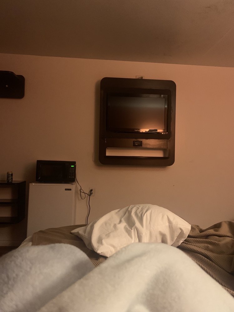 Motel 6