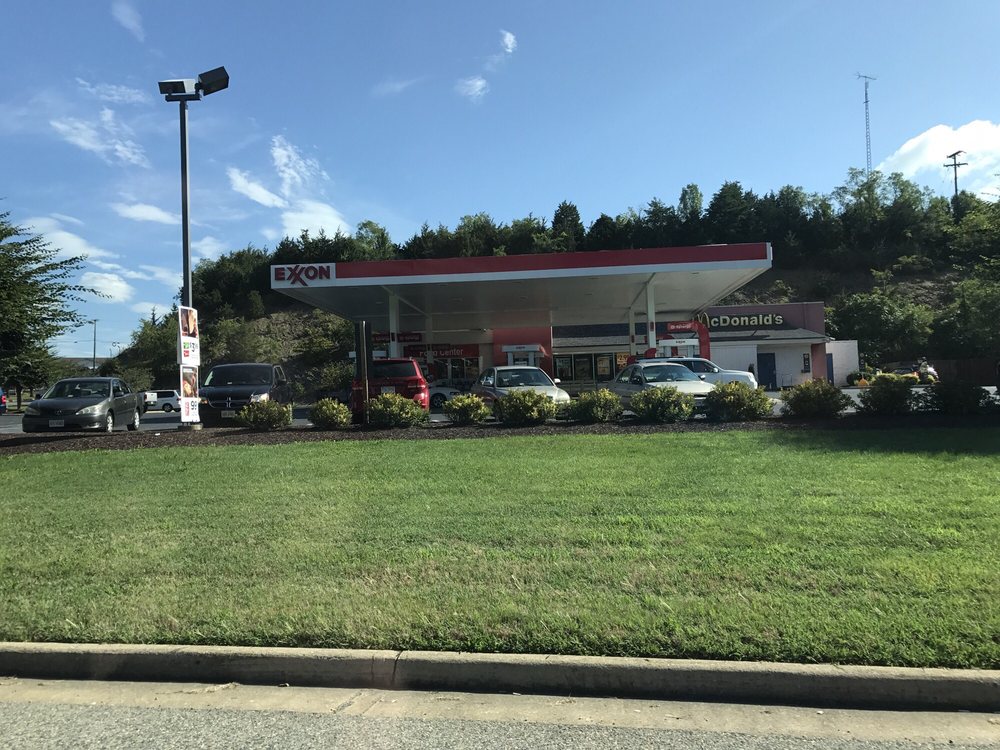 ExxonLittle’s Convenience Store 940 Gas Stations 190 Jefferson Hwy