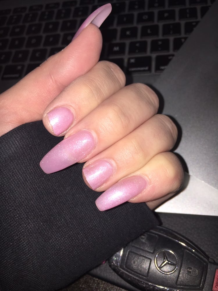 Two Nails That Split In Half The Middle Nail Had Broke And Was Photo Of Pardon My French Nail Bar Beauty Lounge Tustin Ca United