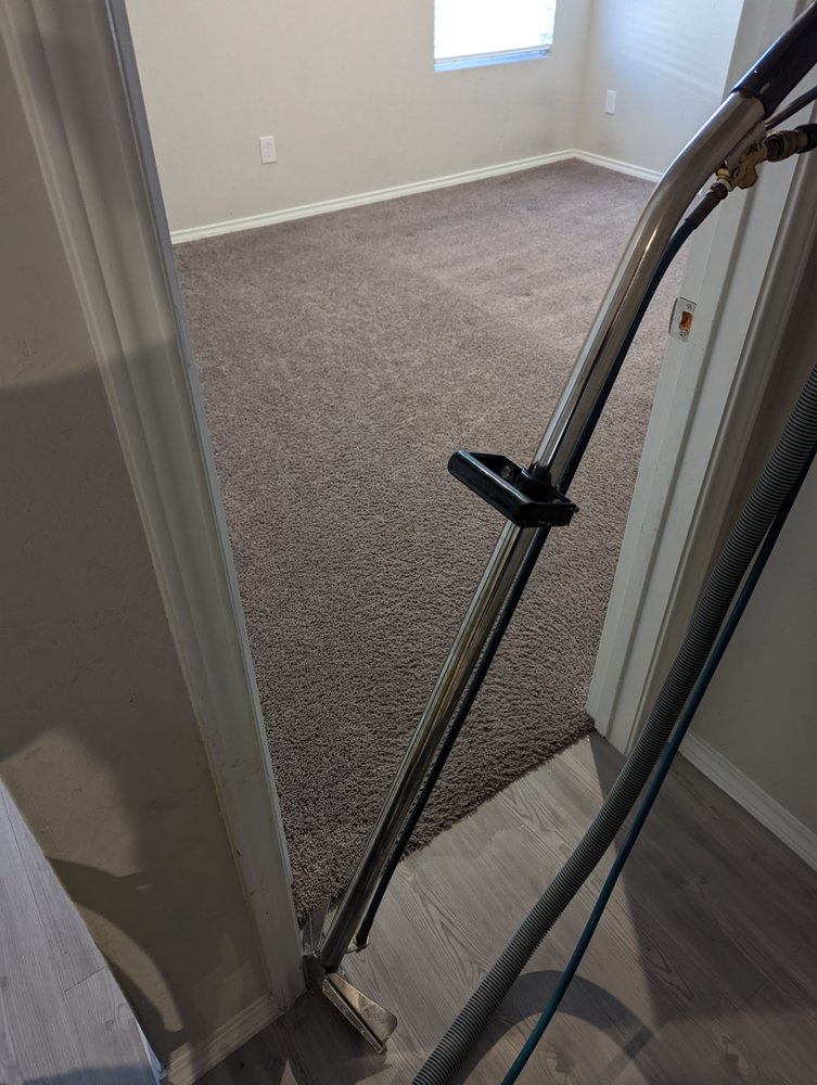 M & G Professional Housekeeping