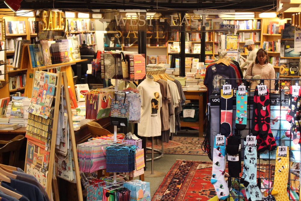 Boulder Book Store 70 Photos & 141 Reviews Bookstores 1107 Pearl