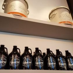 The Walrus Oyster & Ale House - 188 Photos & 139 Reviews - Seafood