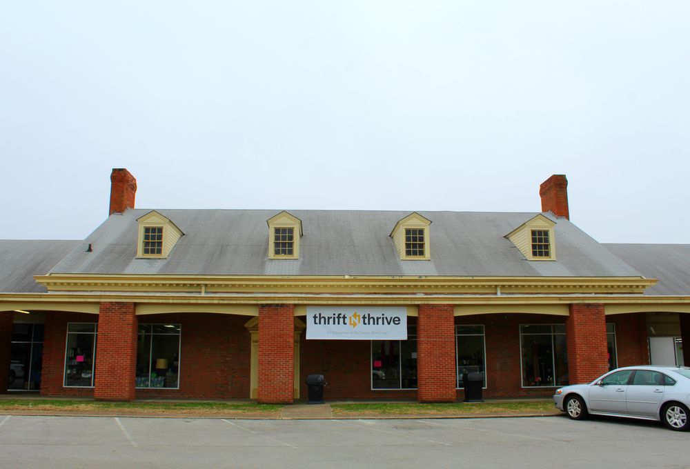 Thrift ‘n’ Thrive Thrift Stores 2817 Del Rio Pl, Louisville, KY