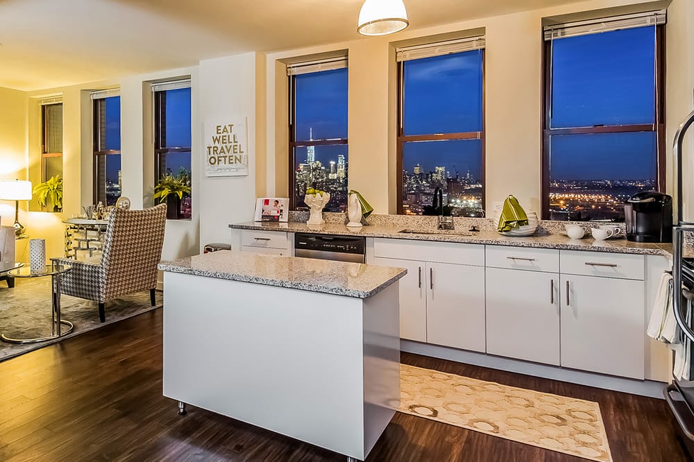 The Beacon 95 Photos & 126 Reviews Apartments 20 Beacon Way