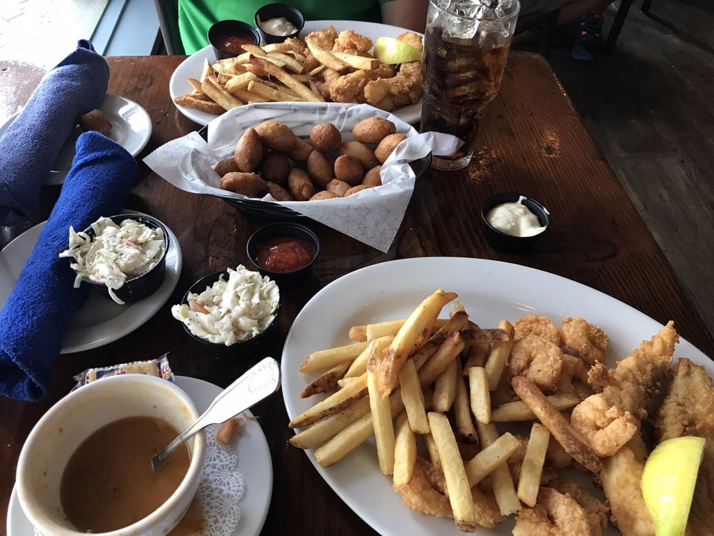 The Crazy Crab Harbour Town 236 Photos & 374 Reviews Seafood