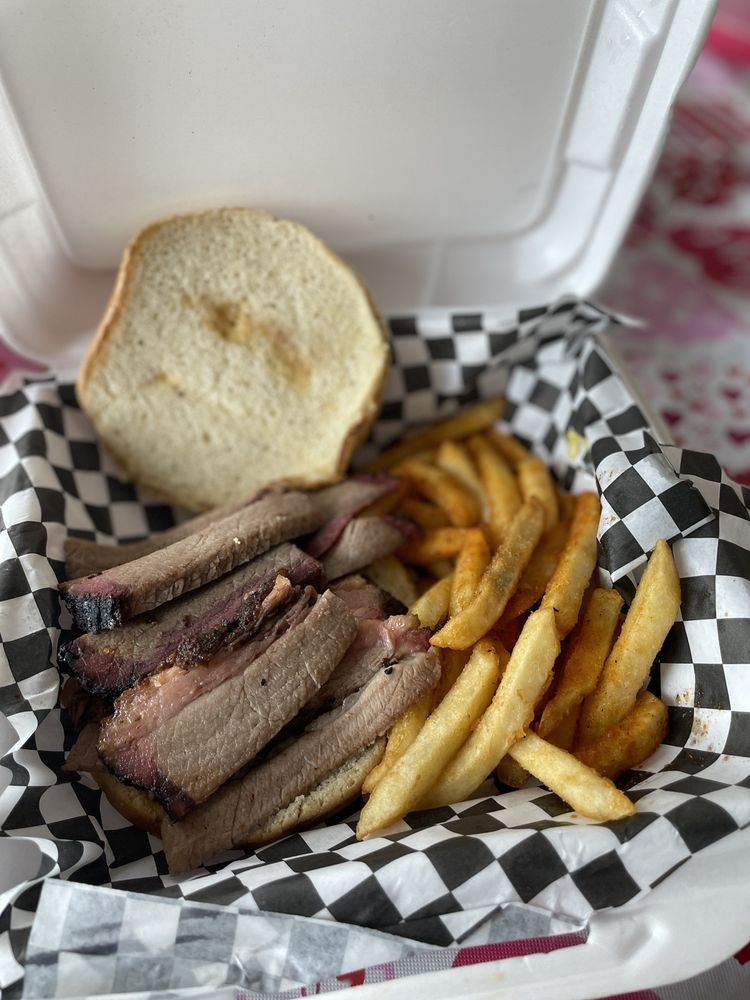 Uncle's BBQ 
