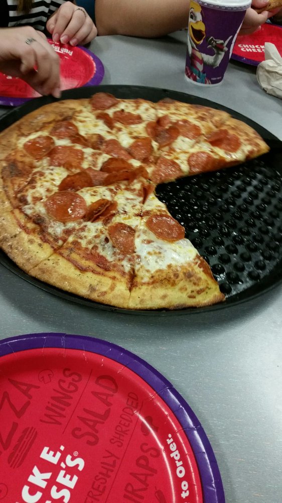 Chuck E. Cheese’s Order Food Online 15 Photos & 13 Reviews Pizza