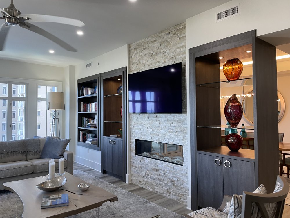 Bonnie Hall - Coldwell Banker Realty