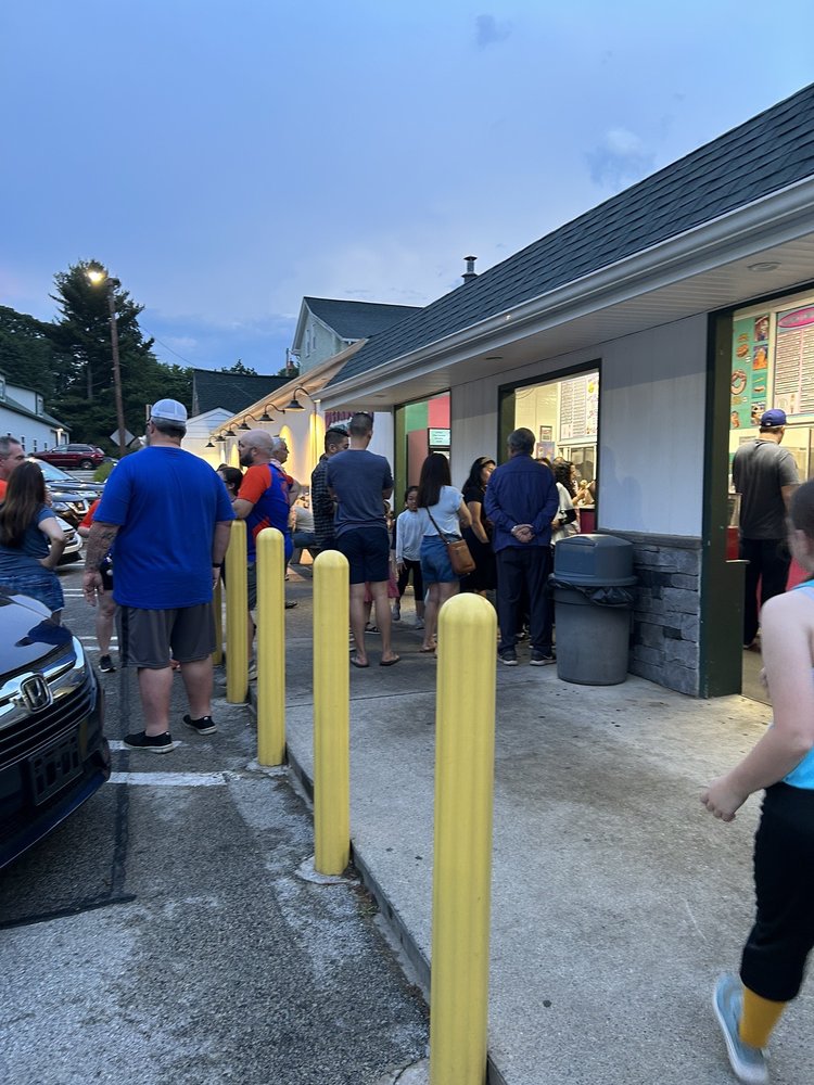 Petrucci's Ice Cream & Water Ice