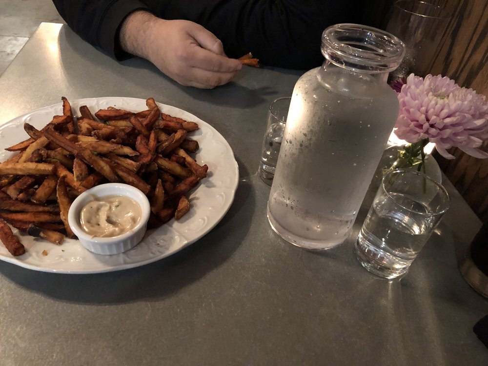 The Diver Bar and Grill 51 Photos & 91 Reviews Pizza 2834 F St