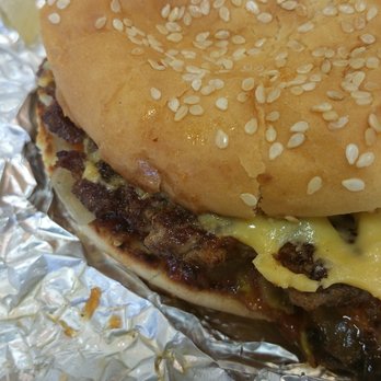 Five Guys 32 Photos 119 Reviews Burgers 22 E Chicago Ave Photo Of Five Guys Naperville Il United States My Bacon Cheeseburger