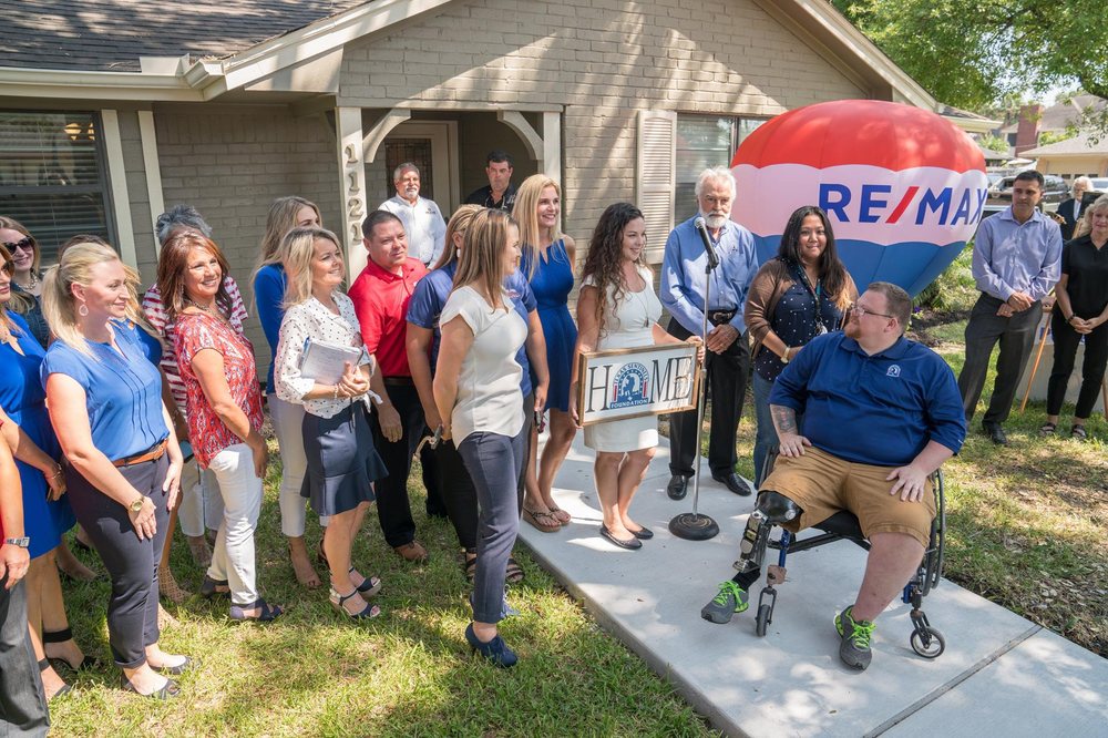 RE/MAX 5 Star Realty