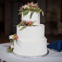 the cakery 36 photos