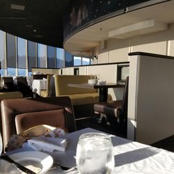 Cloud 9 Restaurant, Vancouver - Picture of Cloud 9 Revolving ...