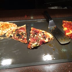 Round Table Pizza Closed Phoenix Sky Harbor Airport Photo Of Round Table Pizza Phoenix Az United States Mmmmmm