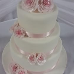Cakes Ever After 10 Photos Bakeries Acton On Phone Number Photo Of Cakes Ever After Acton On Canada Rose Wedding Cake