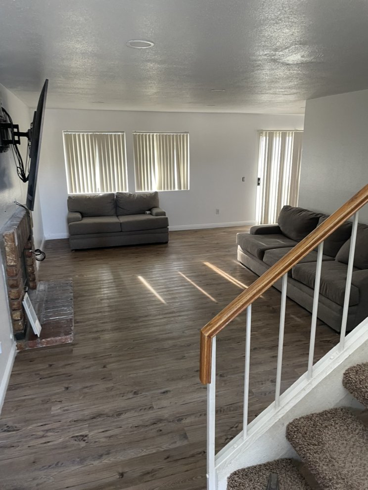 image of business Eduardo’s Flooring 