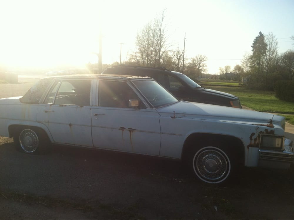 Silver Fox Inn - CLOSED - Dive Bars - 734 White Horse Pike, Hammonton