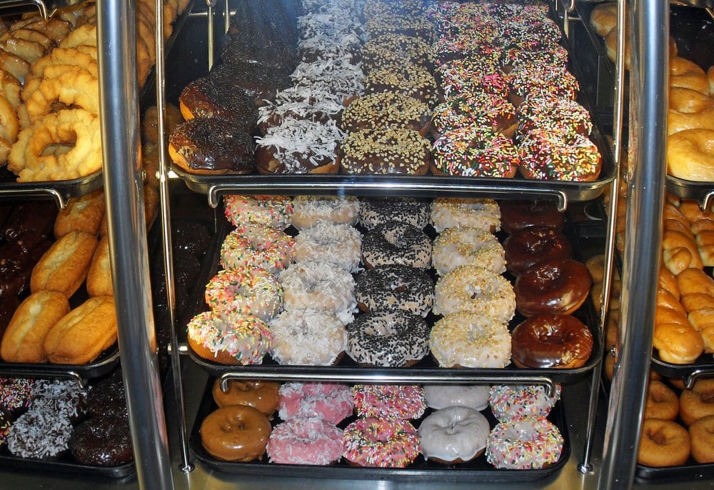 Winchell’s CLOSED 21 Reviews Donuts 11058 Santa Monica Blvd