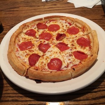 Uno Pizzeria Grill 56 Photos 41 Reviews Pizza 725 Photo Of Uno Pizzeria Grill Bangor Me United States Gluten Free