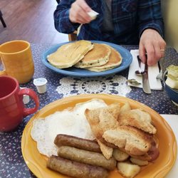 Priscilla S 26 Photos 123 Reviews Breakfast Brunch 2541 Photo Of Priscilla S North Conway Nh United States Breakfast Is Served