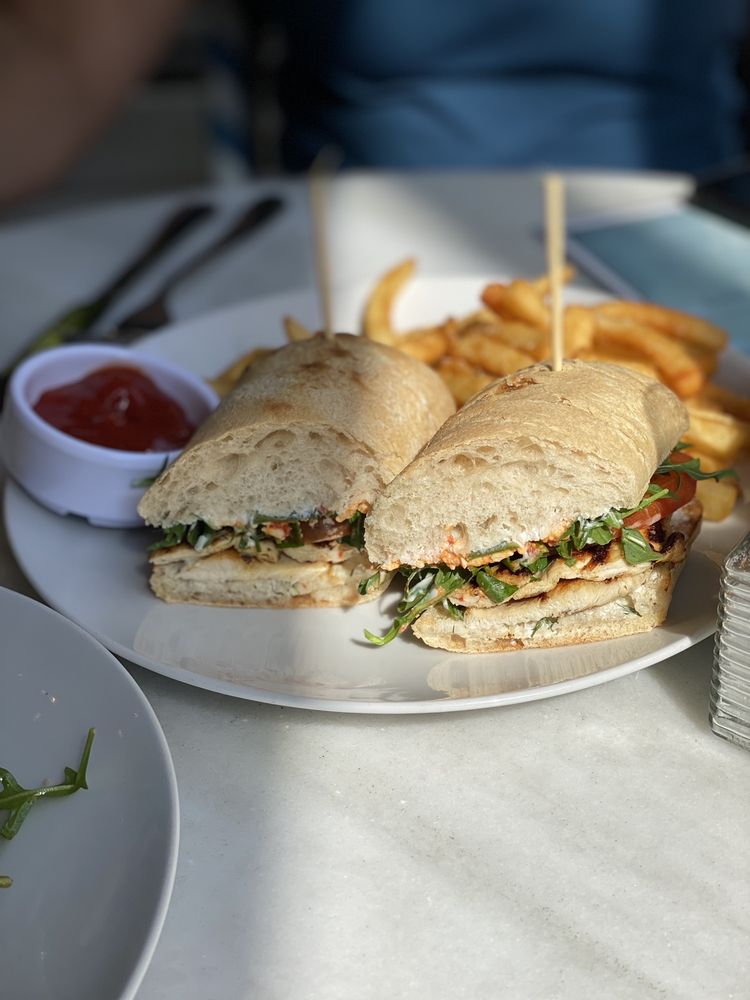 Jules Kitchen at Circa 39 Hotel Jules Kitchen at Circa 39 Hotel