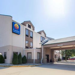 Comfort Inn Suites 42 Photos Hotels 3400 S Rangeline Rd Photo Of Comfort Inn Suites Joplin Mo United States