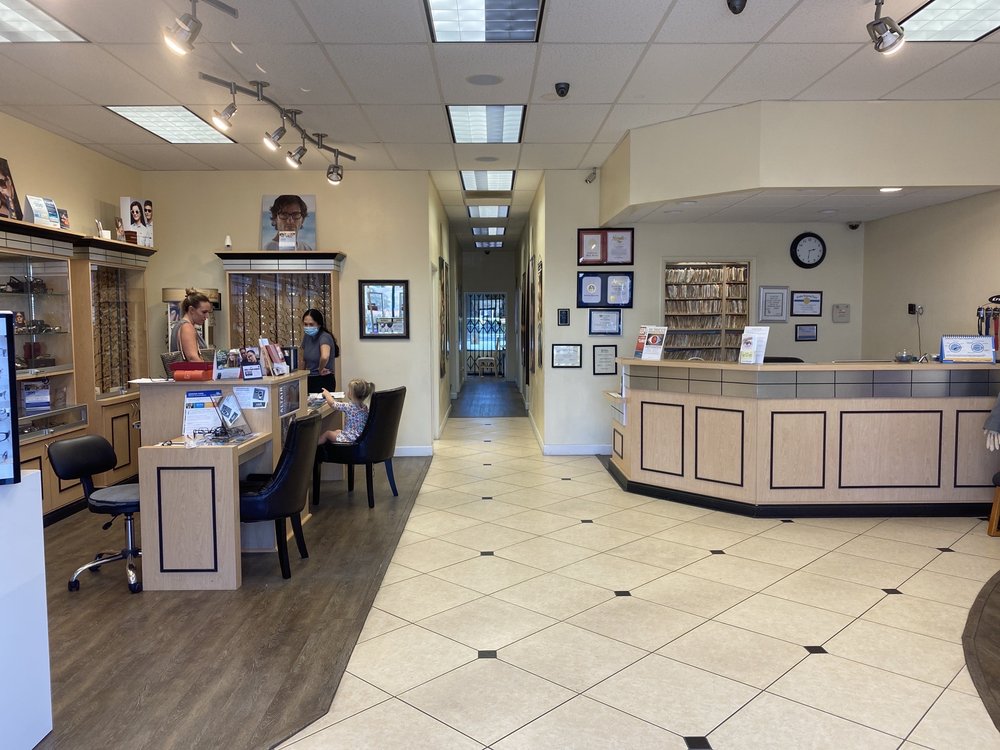 Corona Optometry | Sadeghian Arash OD