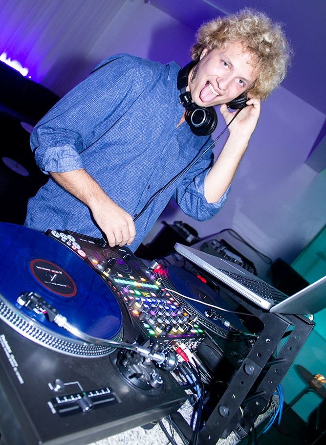 Roman Candles Mobile DJ & MC Services 73 Photos & 14 Reviews DJs