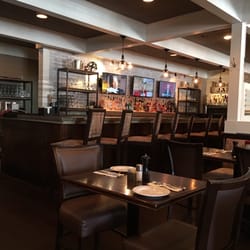 Ramparts 102 Photos 209 Reviews American Traditional 1700 Photo Of Ramparts Alexandria Va United States The Bar Area At