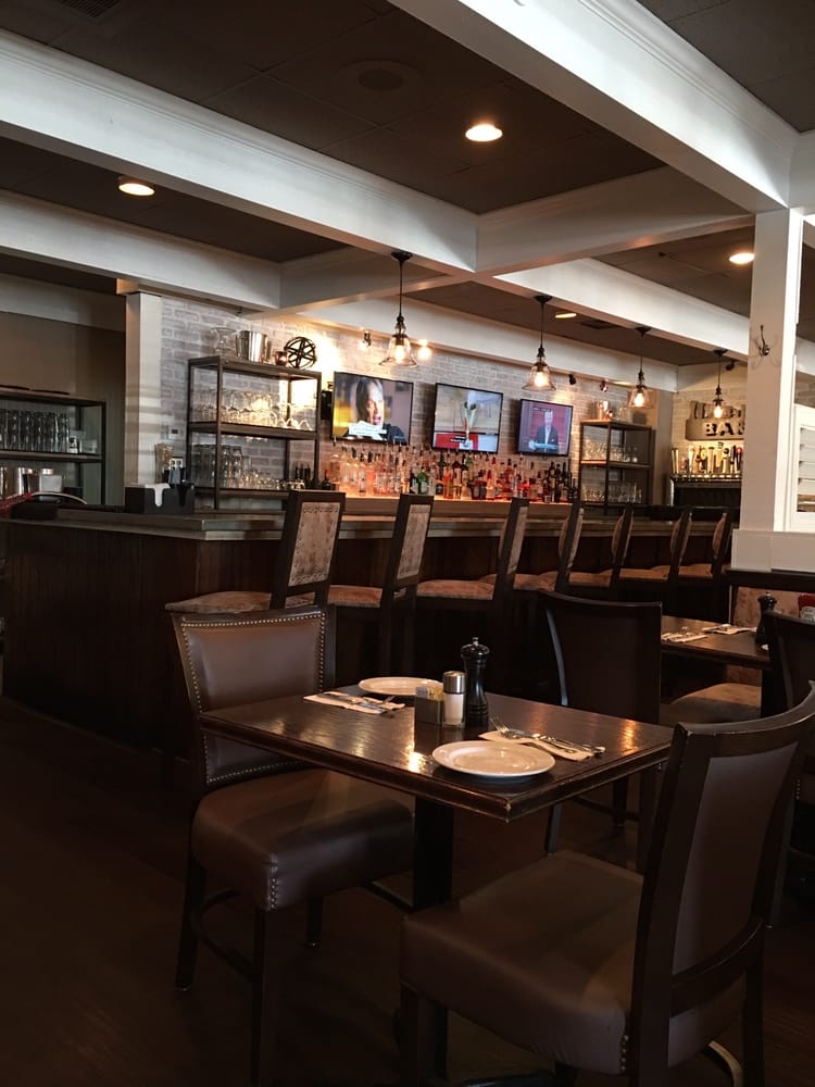 Ramparts 89 Photos & 171 Reviews American (Traditional) 1700 Fern