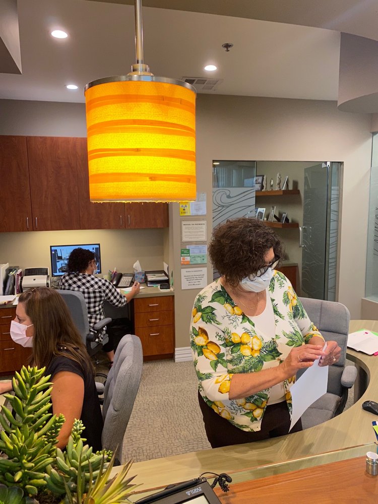 image of business Surfside Dental
