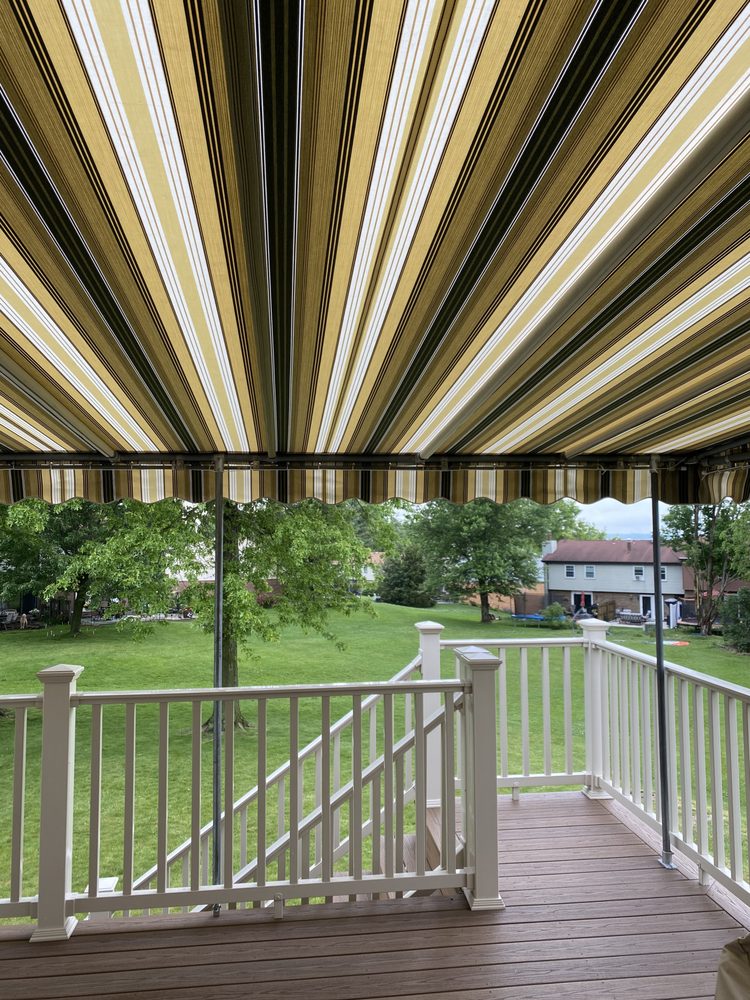 Nicewonger Awning