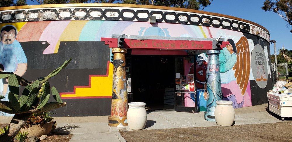 Centro Cultural de La Raza