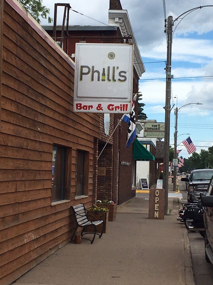 Phill’s Bar & Grill Bars 519 2nd St, Chetek, WI Restaurant