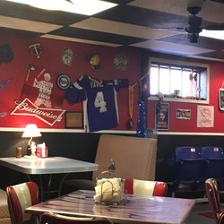 Emma S Pizza 113 Lake St Mora Mn Restaurant Reviews Photo Of Emma S Pizza Mora Mn United States Sports Memorabilia